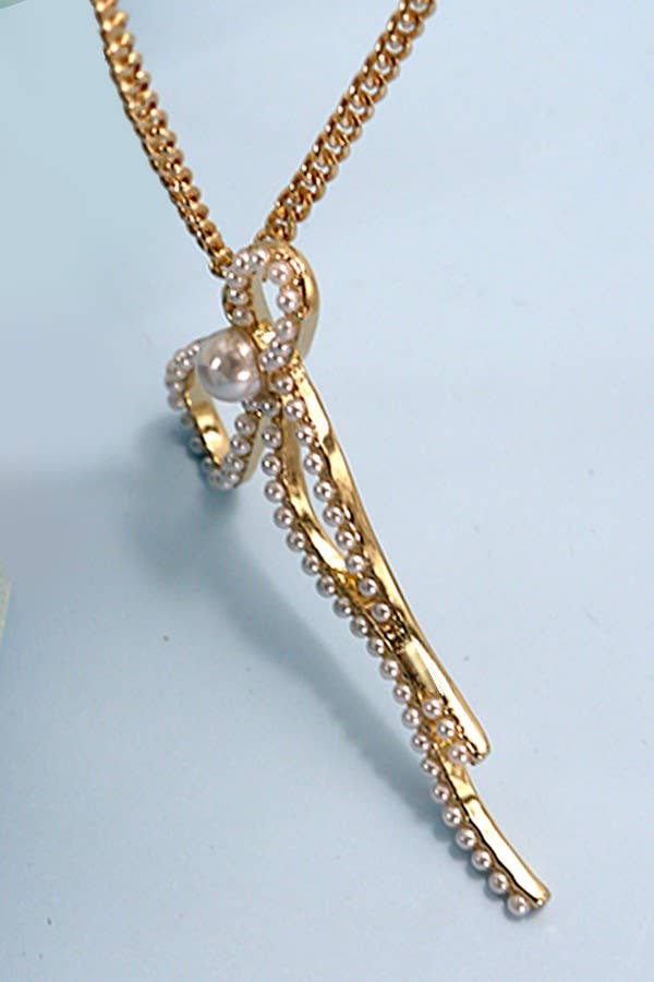 Pearl Bow Pendant Necklace