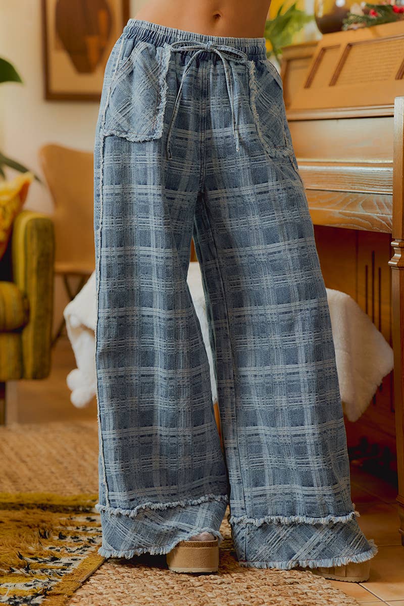 Frayed Detail Plaid Wide Leg Jeans