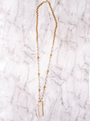 SHE'S LEGENDARY WHITE MARBLE NECKLACE
