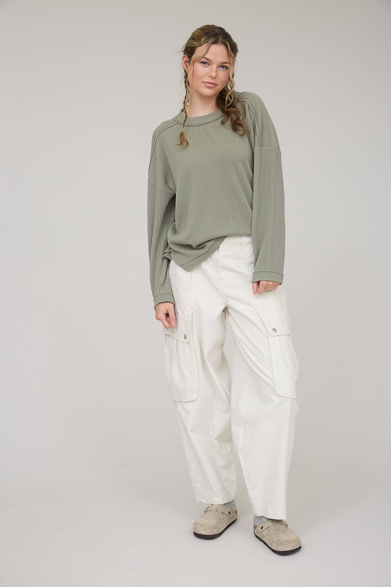 OLIVE RIBBED LONG SLEEVE KNIT TOP