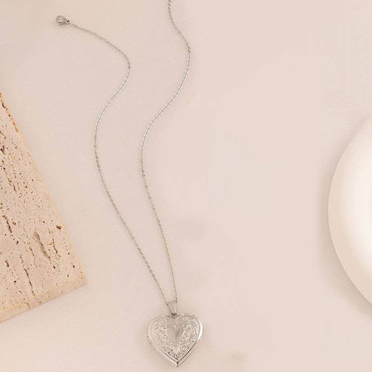 18K STAINLESS STEEL TARNISH FREE LOCKET NECKLACE