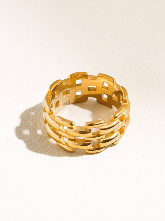 Roxie Gold Braided Chain Ring