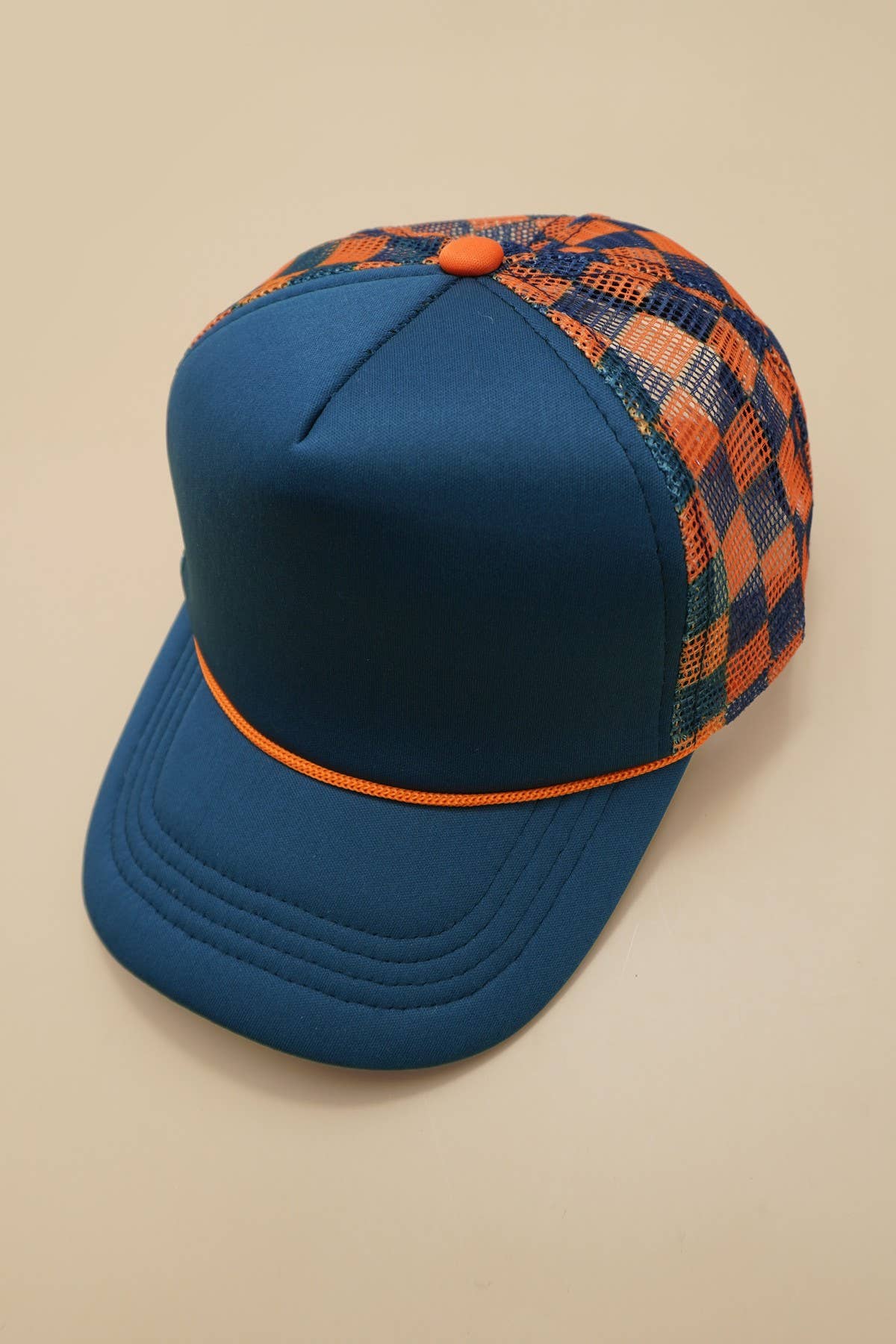 TRUCKER HAT CHECKER FOAM FRONT MESH BACK CAP
