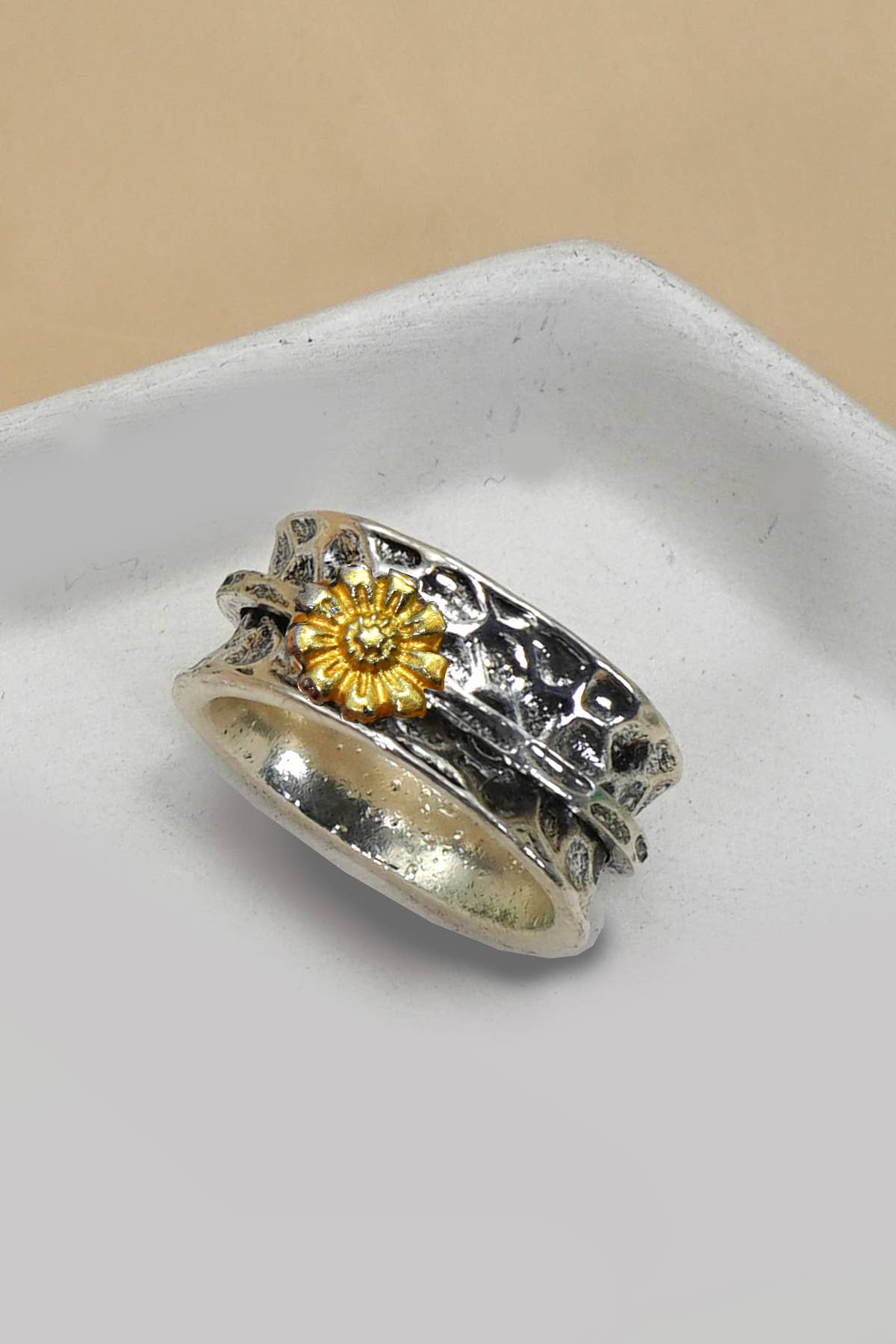 VINTAGE BOHO  TWO TONE SUNFLOWER STATEMENT RING
