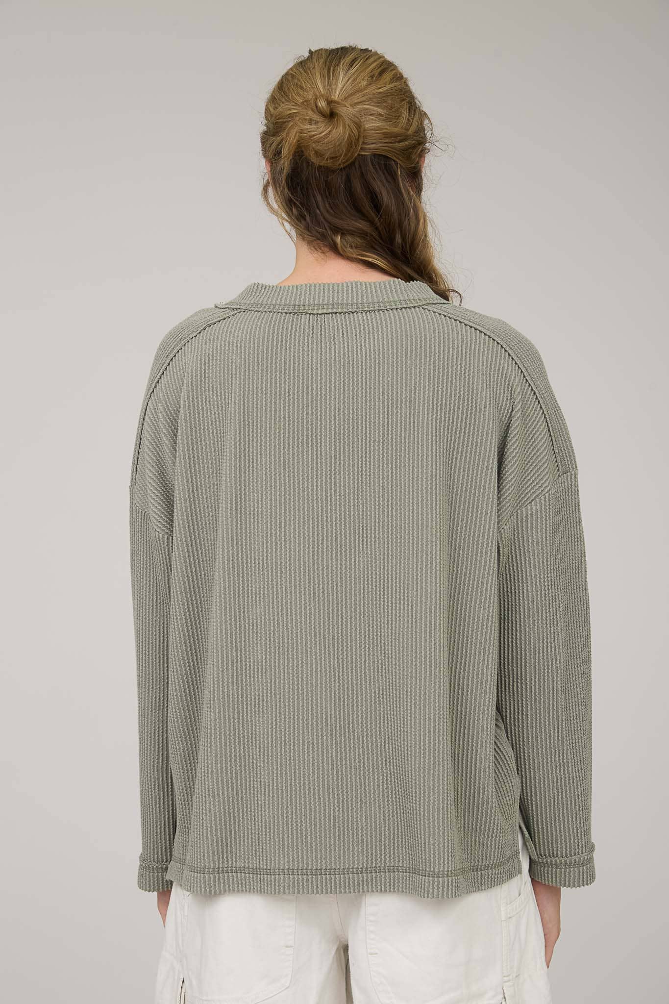 OLIVE RIBBED LONG SLEEVE KNIT TOP