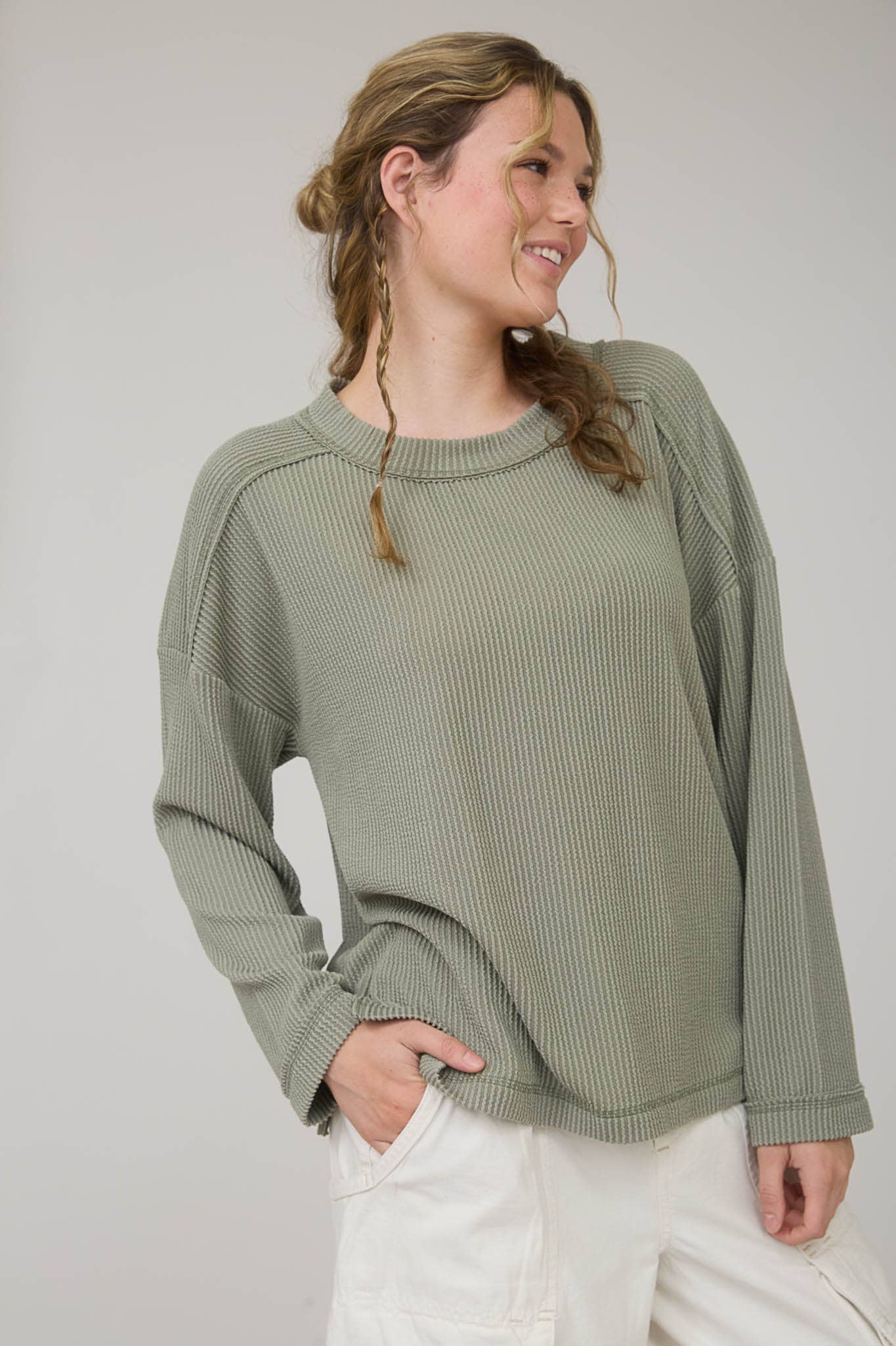 OLIVE RIBBED LONG SLEEVE KNIT TOP