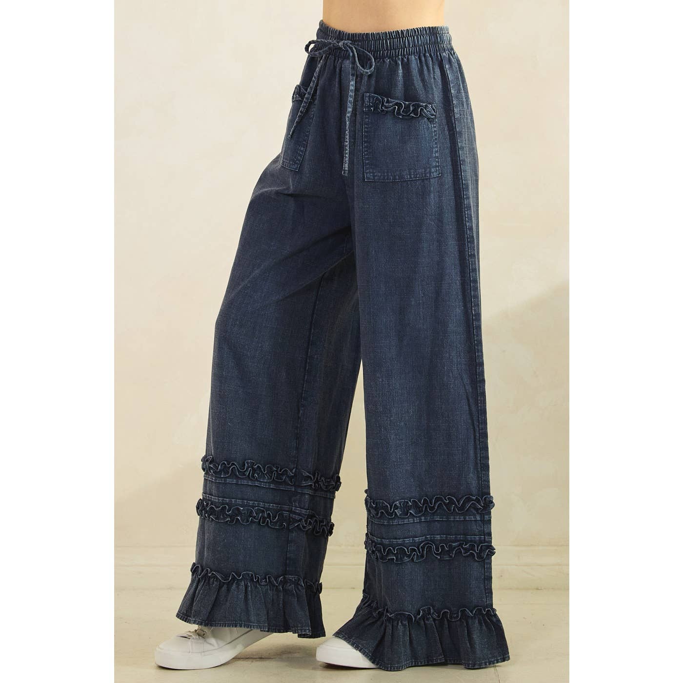 RUFFLE TRIM WIDE LEG PANTS