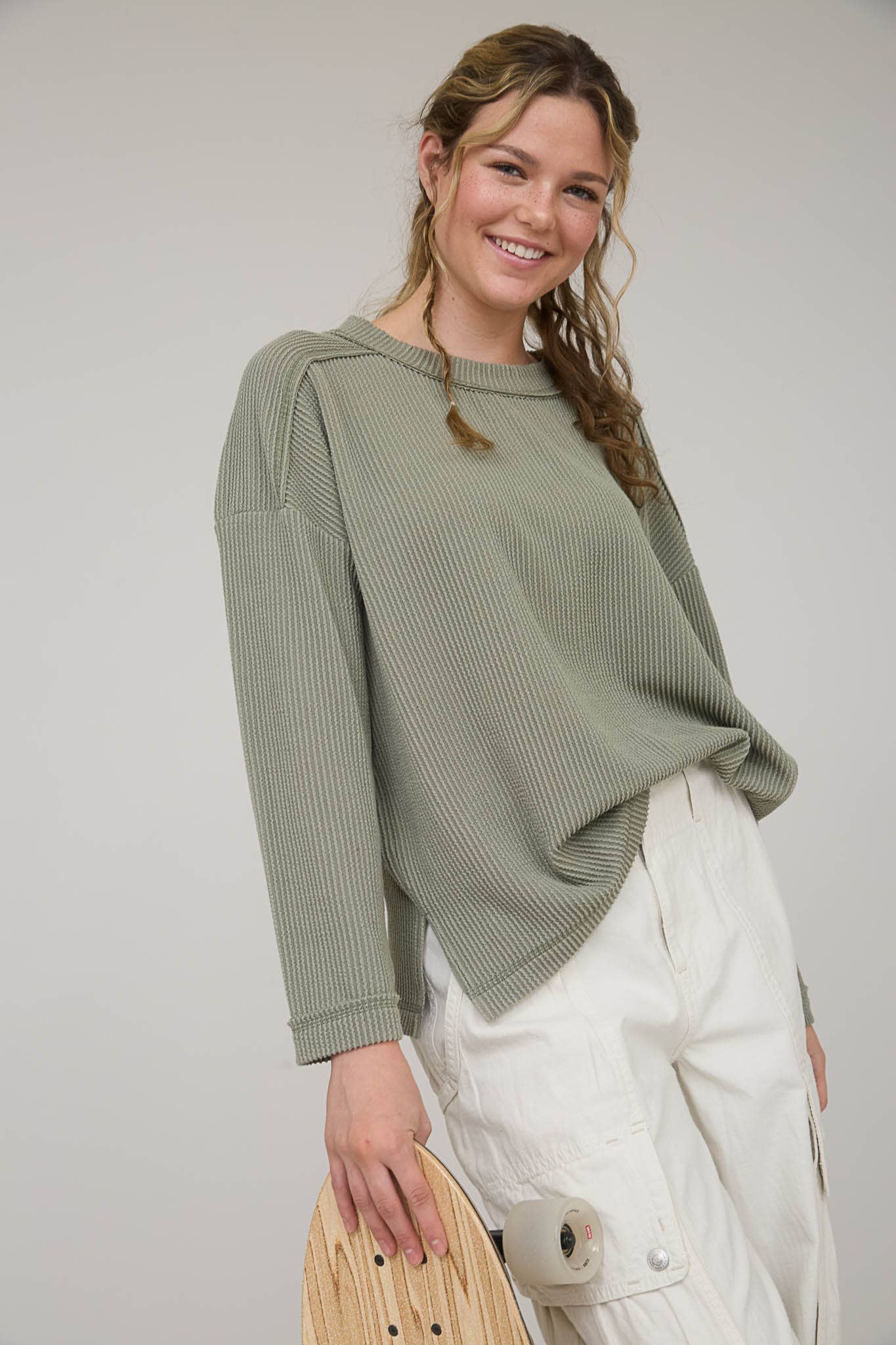 OLIVE RIBBED LONG SLEEVE KNIT TOP