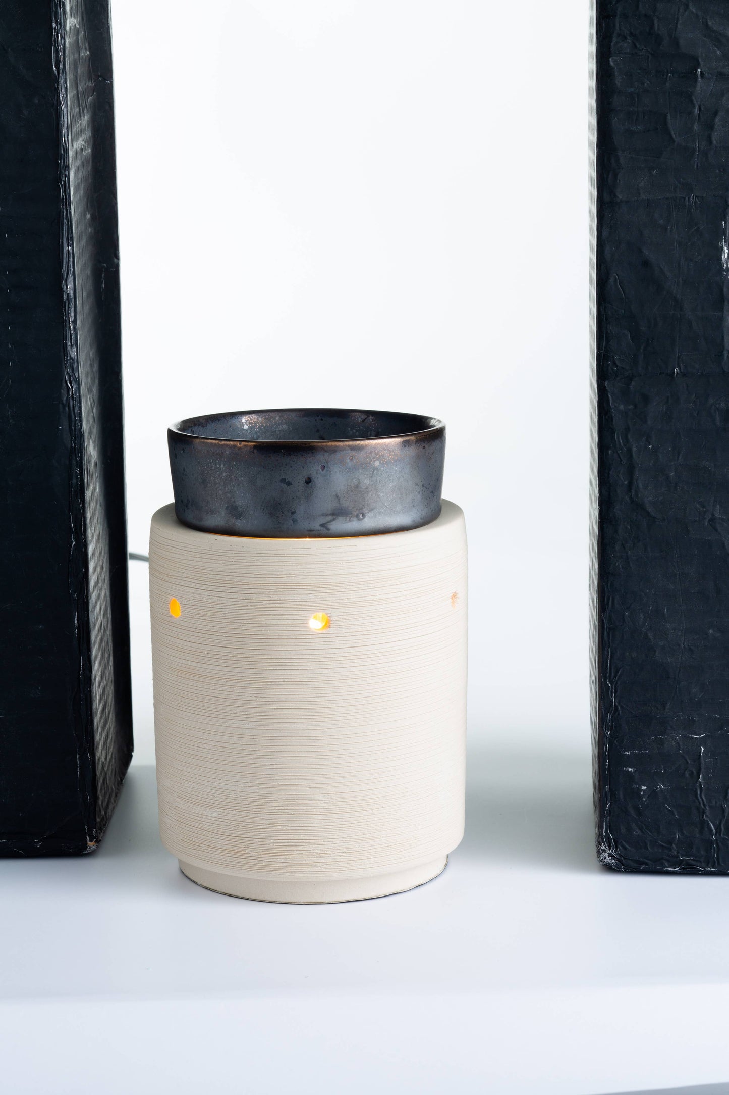 Illumination Warmer-Classic Iron and Clay